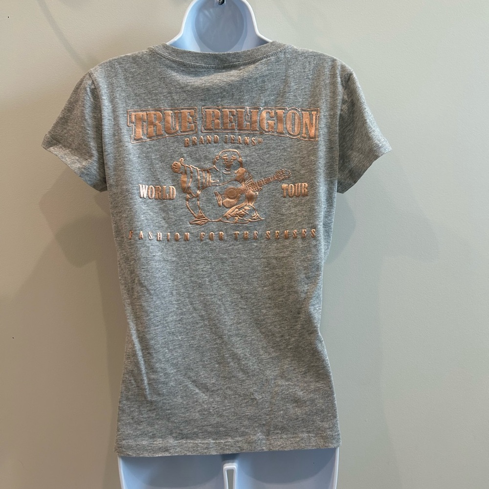 True Religion Women’s Grey V-Neck Tee Size Medium
